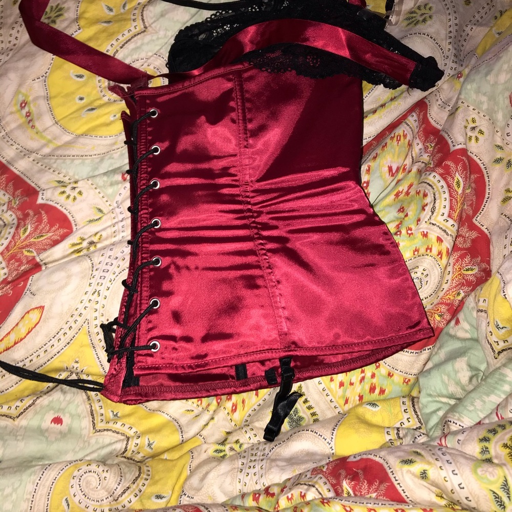 Plus size Corset - Picture 5 of 5